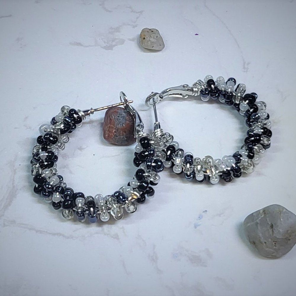 Handmade beaded hoops - Picture 4 of 4